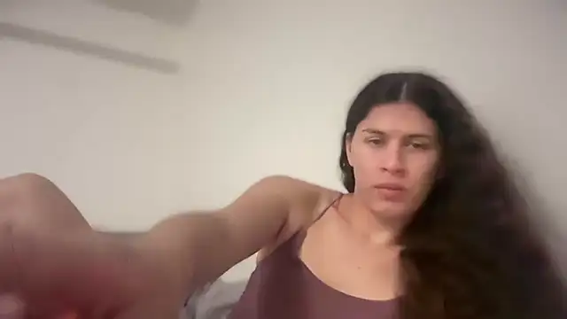 JaxcyVelez online show from 10/07/25, 07:22