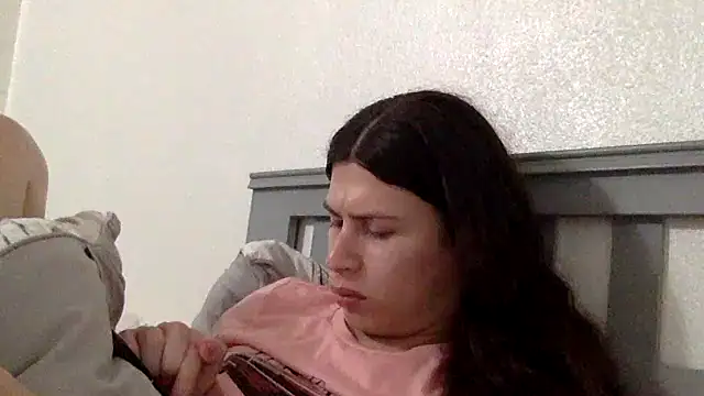 JaxcyVelez online show from 06/20/26, 08:33