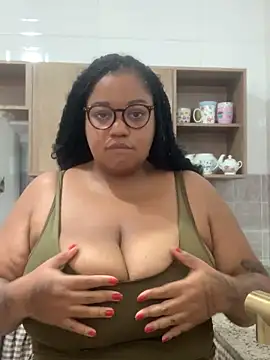 SweetLizzyBBW online show from 05/18/26, 06:14