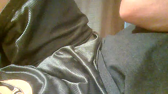 nuttinbuttcock69 online show from 06/03/26, 05:07
