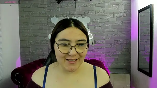 conniejames m online show from 10/21/25, 12:39