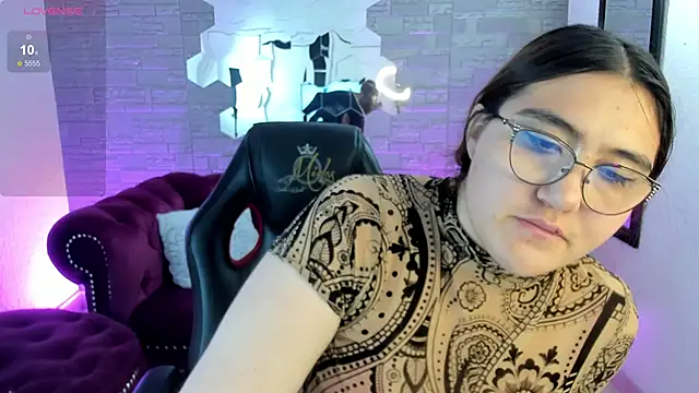 conniejames m online show from 11/15/25, 12:34