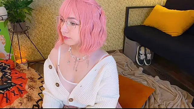 EmmyAmbros online show from 09/11/25, 11:43