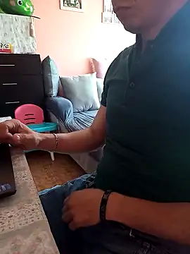 Snapshot of GuapoCoqueto chatting on 01/22/25, 06:20 GuapoCoqueto online show from 01/22/25, 06:20