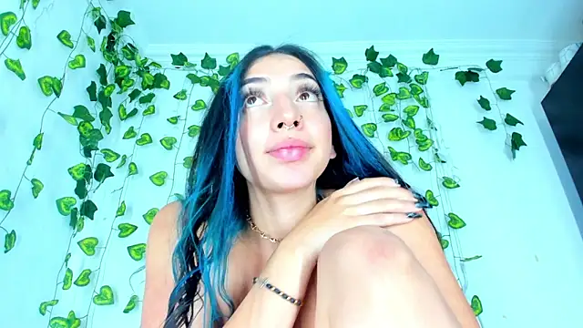 SaturnooStonee online show from 12/10/24, 11:00