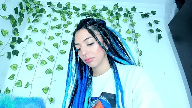 SaturnooStonee online show from 12/28/24, 05:44