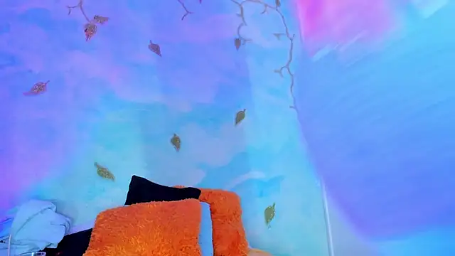 SaturnooStonee online show from 10/09/25, 05:38