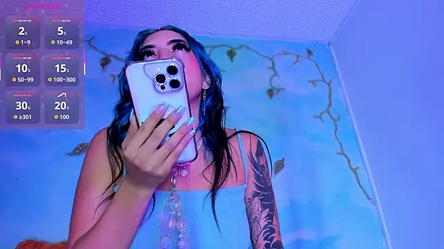 SaturnooStonee online show from 03/19/26, 03:21