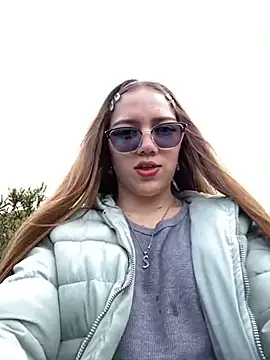 melody-dy online show from 03/20/25, 09:35