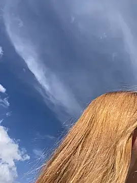 melody-dy online show from 09/19/25, 07:47