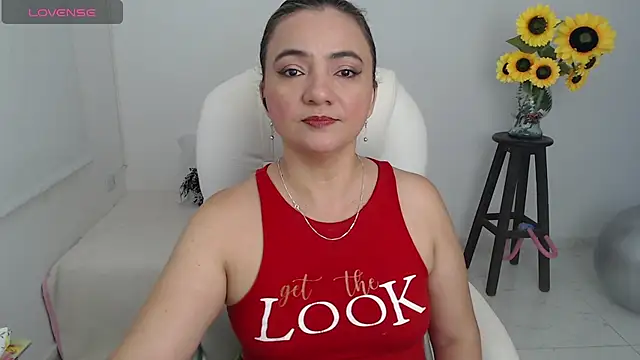 ana milf online show from 10/11/25, 12:36