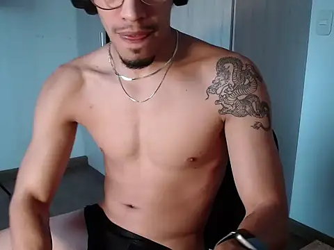 Snapshot of BigDragonBoy chatting on 02/16/26, 10:28 BigDragonBoy online show from 02/16/26, 10:28