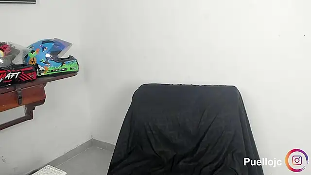 Snapshot of Xander_Str0ng chatting on 02/25/26, 11:42 Xander Str0ng online show from 02/25/26, 11:42