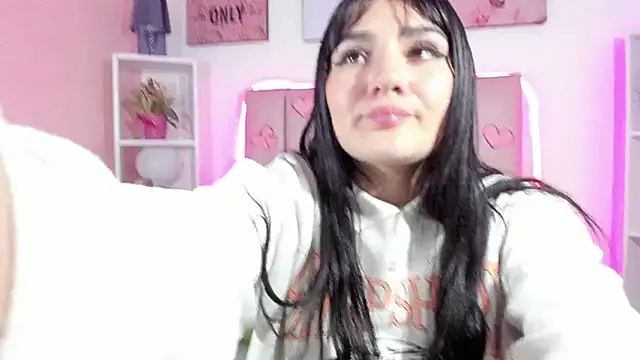 Snapshot of celeste707rs chatting on 03/06/25, 10:52 celeste707rs online show from 03/06/25, 10:52