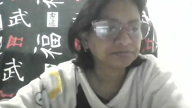 Snapshot of titssmall123 chatting on 05/14/26, 08:54 titssmall123 online show from 05/14/26, 08:54