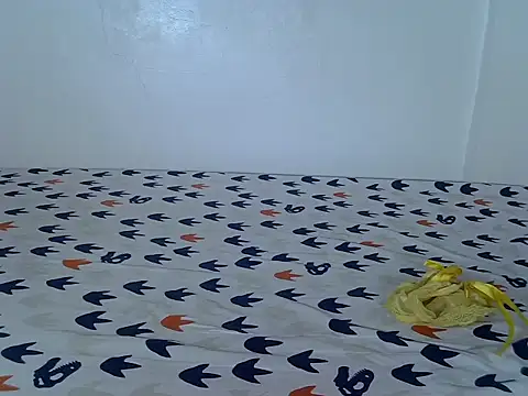 laetitia  online show from 02/13/26, 09:22