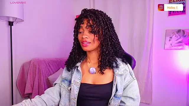 Heily Fox online show from 03/22/25, 06:43