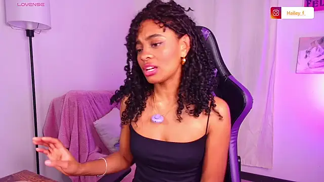 Heily Fox online show from 03/22/25, 09:45