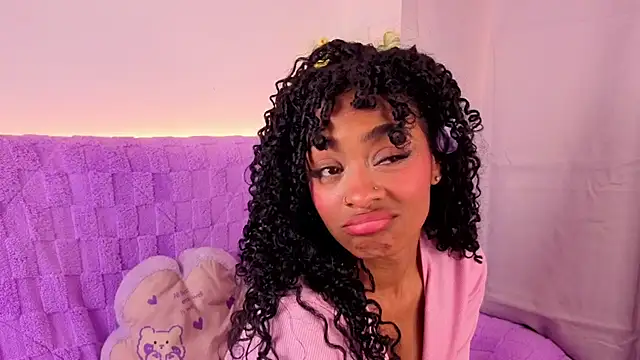 Heily Fox online show from 02/06/26, 06:29