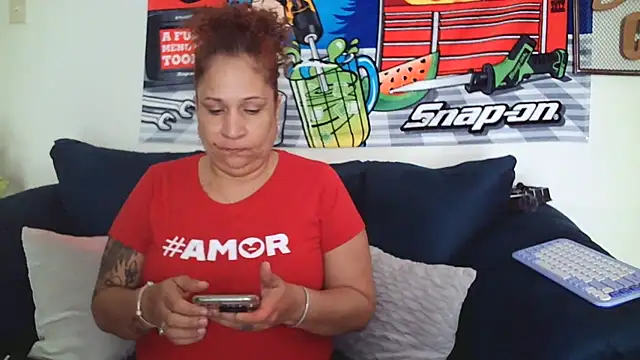 Snapshot of ladycreamypr2 chatting on 06/20/26, 03:04 ladycreamypr2 online show from 06/20/26, 03:04