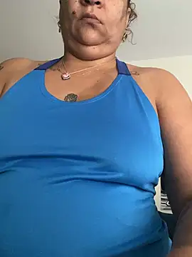 Snapshot of ladycreamypr2 chatting on 06/23/26, 03:43 ladycreamypr2 online show from 06/23/26, 03:43
