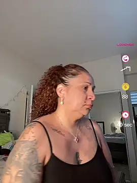 Snapshot of ladycreamypr2 chatting on 07/17/26, 10:47 ladycreamypr2 online show from 07/17/26, 10:47
