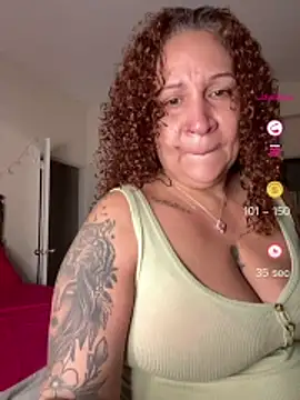 Snapshot of ladycreamypr2 chatting on 07/23/26, 12:02 ladycreamypr2 online show from 07/23/26, 12:02