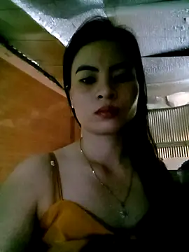 NgocQuyen2K online show from 03/12/25, 01:47