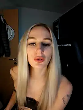 Liana Lou online show from 01/05/25, 11:26