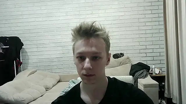 Snapshot of sladkiyoo chatting on 01/10/26, 09:33 sladkiyoo online show from 01/10/26, 09:33