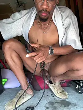 Theonlydreamybull online show from 04/11/26, 06:01