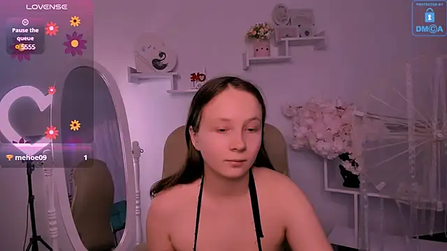 Ketrin n  online show from 02/04/25, 01:38