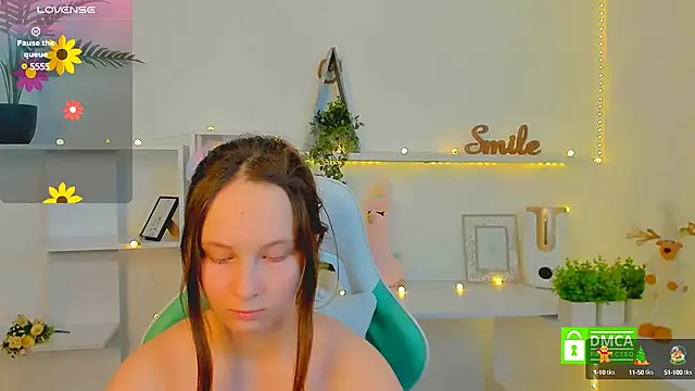 Ketrin n  online show from 02/06/25, 10:48