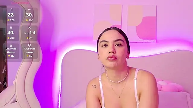 innocentlady  online show from 10/17/25, 01:46