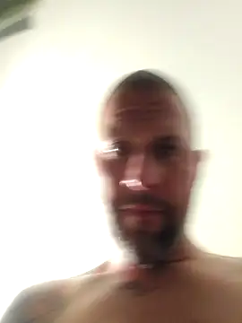 Snapshot of LongandEasy77 chatting on 10/08/25, 08:56 LongandEasy77 online show from 10/08/25, 08:56