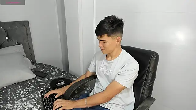 Jacobb Lee online show from 12/27/24, 07:35