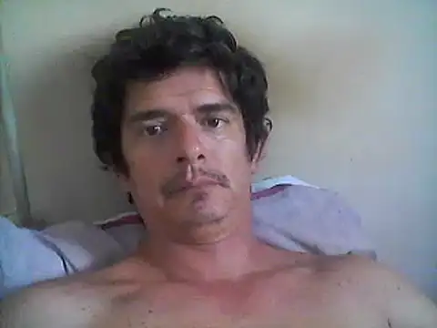 Snapshot of Marobronco chatting on 12/02/24, 06:32 Marobronco online show from 12/02/24, 06:32