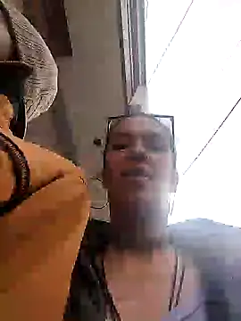 Snapshot of rebekka_simpson chatting on 01/10/25, 06:49 rebekka simpson online show from 01/10/25, 06:49