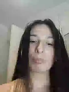 Snapshot of Bigyummmzul chatting on 12/19/24, 11:46 Bigyummmzul online show from 12/19/24, 11:46