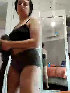 Snapshot of Bigyummmzul chatting on 01/02/25, 05:24 Bigyummmzul online show from 01/02/25, 05:24