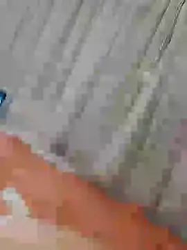 Snapshot of Bigyummmzul chatting on 01/05/25, 02:06 Bigyummmzul online show from 01/05/25, 02:06