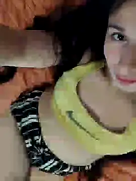 Snapshot of Bigyummmzul chatting on 01/25/25, 10:18 Bigyummmzul online show from 01/25/25, 10:18