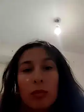 Snapshot of Bigyummmzul chatting on 01/29/25, 02:51 Bigyummmzul online show from 01/29/25, 02:51