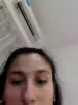 Snapshot of Bigyummmzul chatting on 02/08/25, 12:38 Bigyummmzul online show from 02/08/25, 12:38