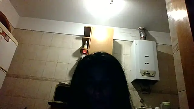 Snapshot of Bigyummmzul chatting on 03/21/25, 04:28 Bigyummmzul online show from 03/21/25, 04:28