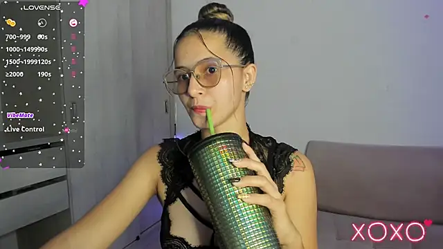 Lilacutte  online show from 02/07/26, 01:42