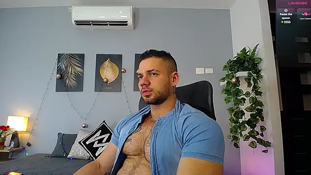 JeremyLowe online show from 12/20/24, 04:57