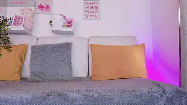 Malka Burning online show from 04/13/26, 08:03