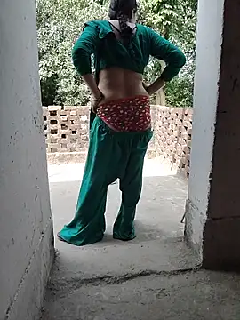 Snapshot of Hot-rubina chatting on 05/23/26, 03:23 Hot-rubina online show from 05/23/26, 03:23