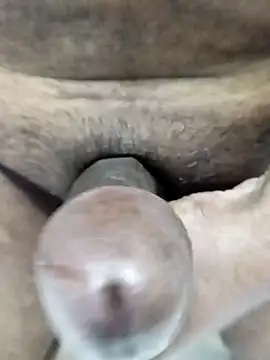 Snapshot of cenyon124 chatting on 01/08/25, 09:32 cenyon124 online show from 01/08/25, 09:32